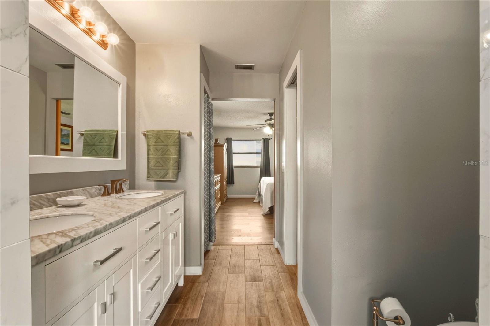 COUNTRY OAKS ESTATES - Residential