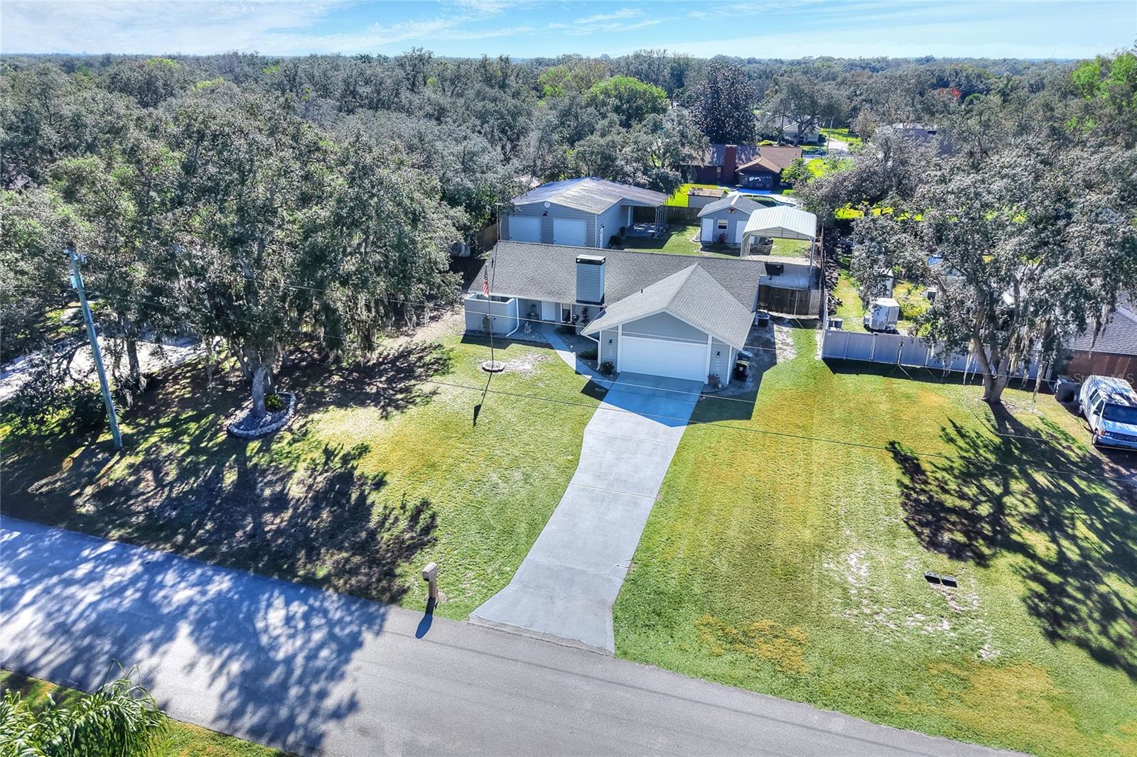 COUNTRY OAKS ESTATES - Residential