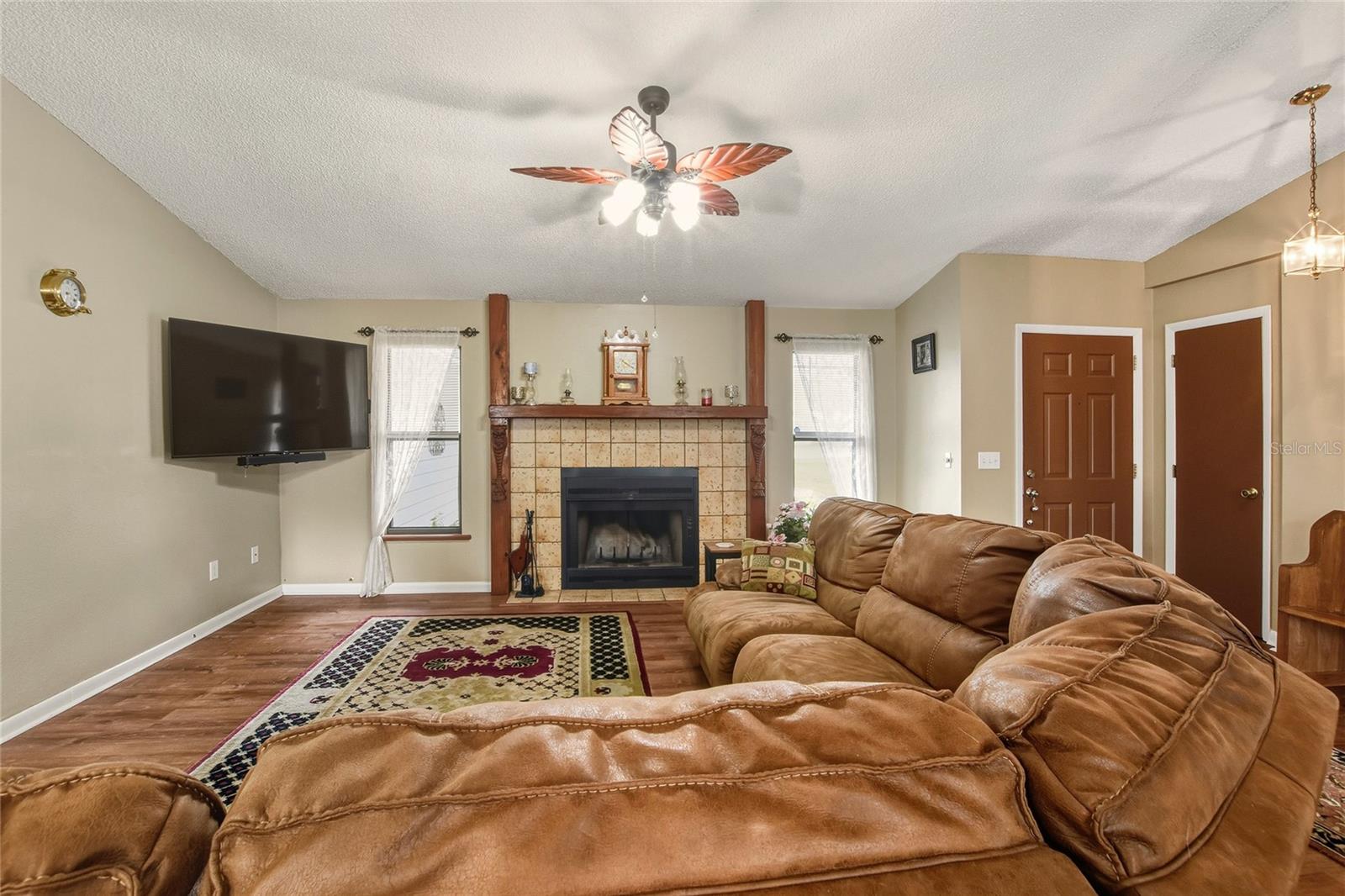 COUNTRY OAKS ESTATES - Residential