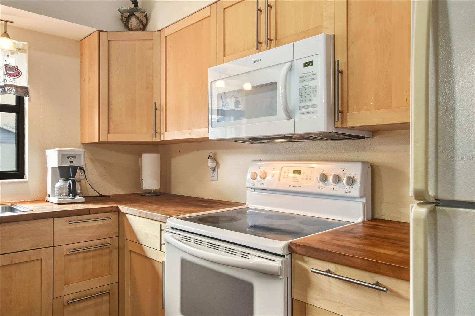 COUNTRY OAKS ESTATES - Residential