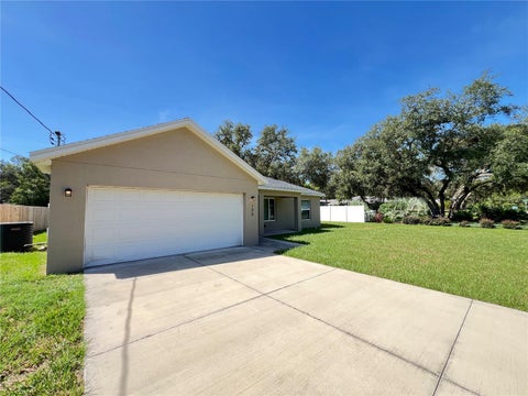 Tiny photo for 190 Fisher Way, Ocklawaha, FL 32179 (MLS # O6419624)
