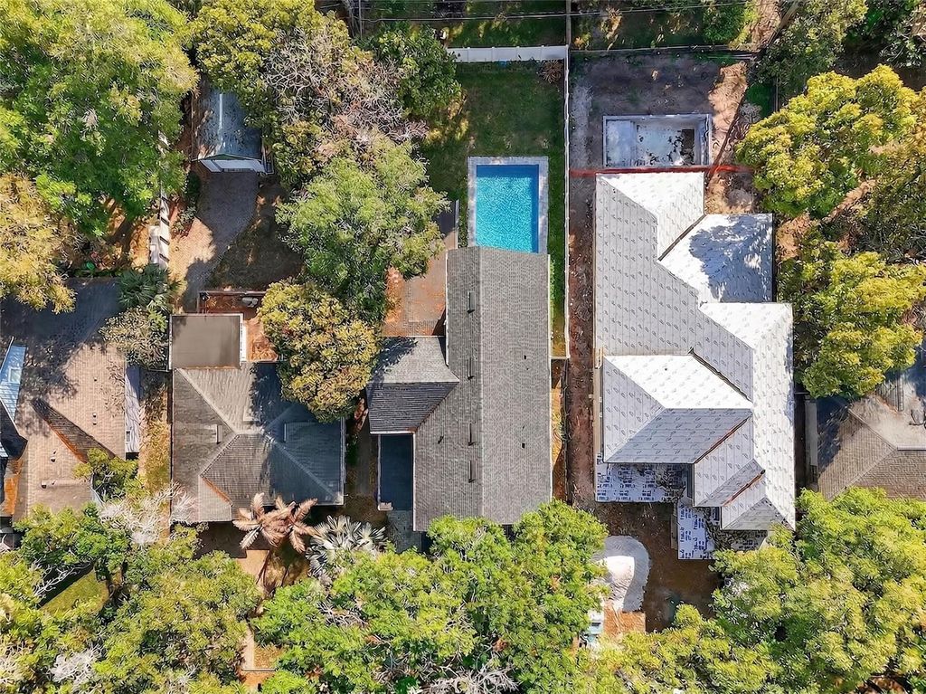 Photo of 2935 Helen Avenue, Orlando, FL 32804 (MLS # O6393774)