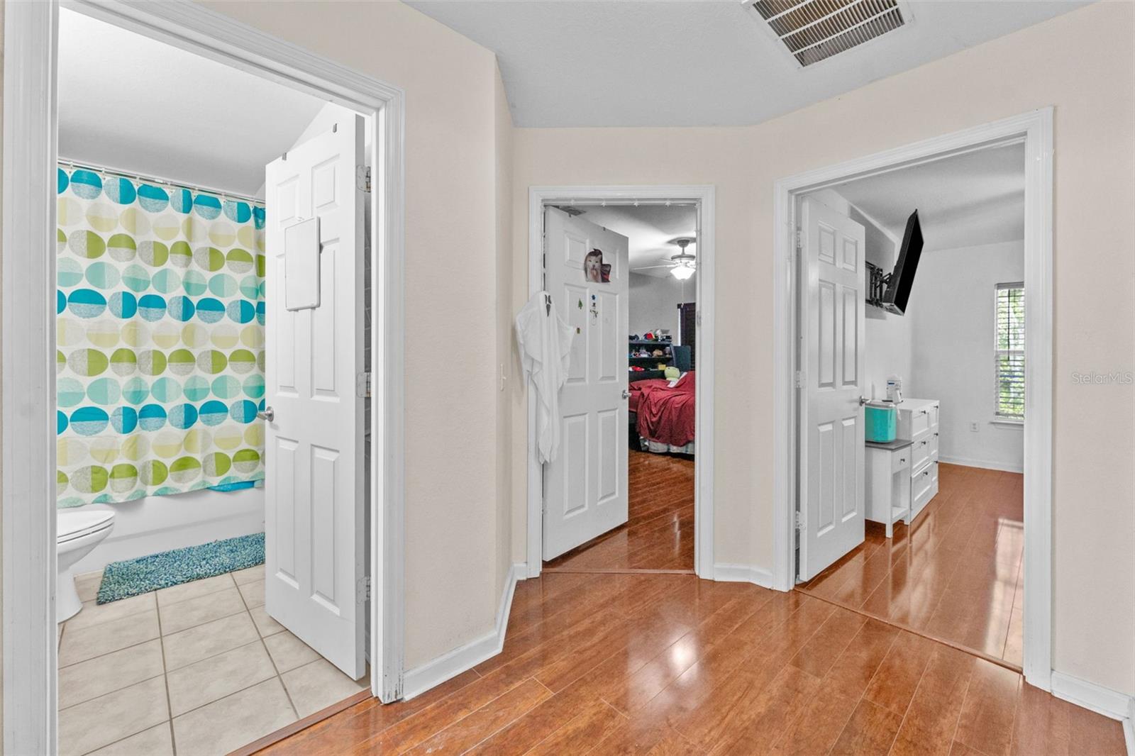 WEXFORD TWNHMS - Residential