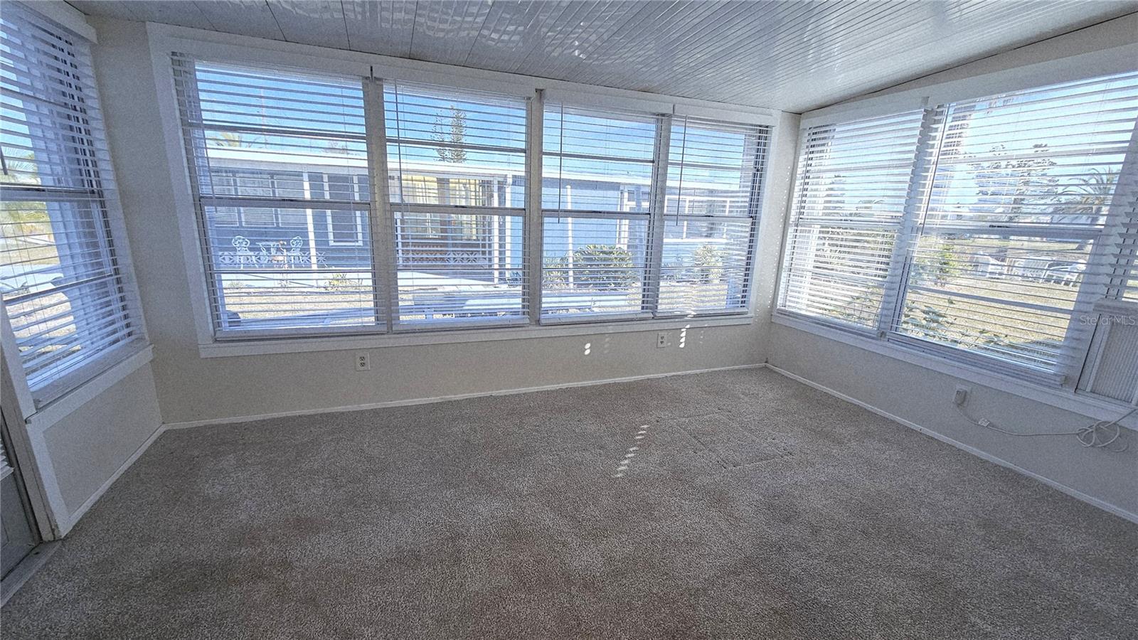 HOL MOB ESTATE 2ND ADD - Residential Lease