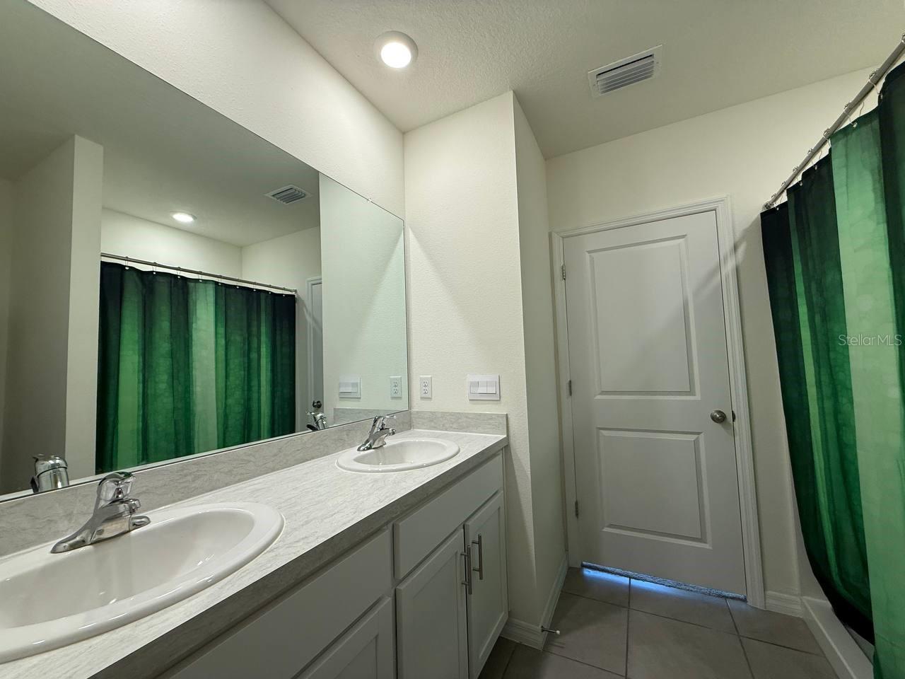 FOREST BROOKE PH 3C - Residential Lease