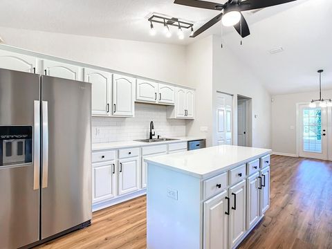 Tiny photo for 11950 NW 100th Street, Ocala, FL 34482 (MLS # OM701013)