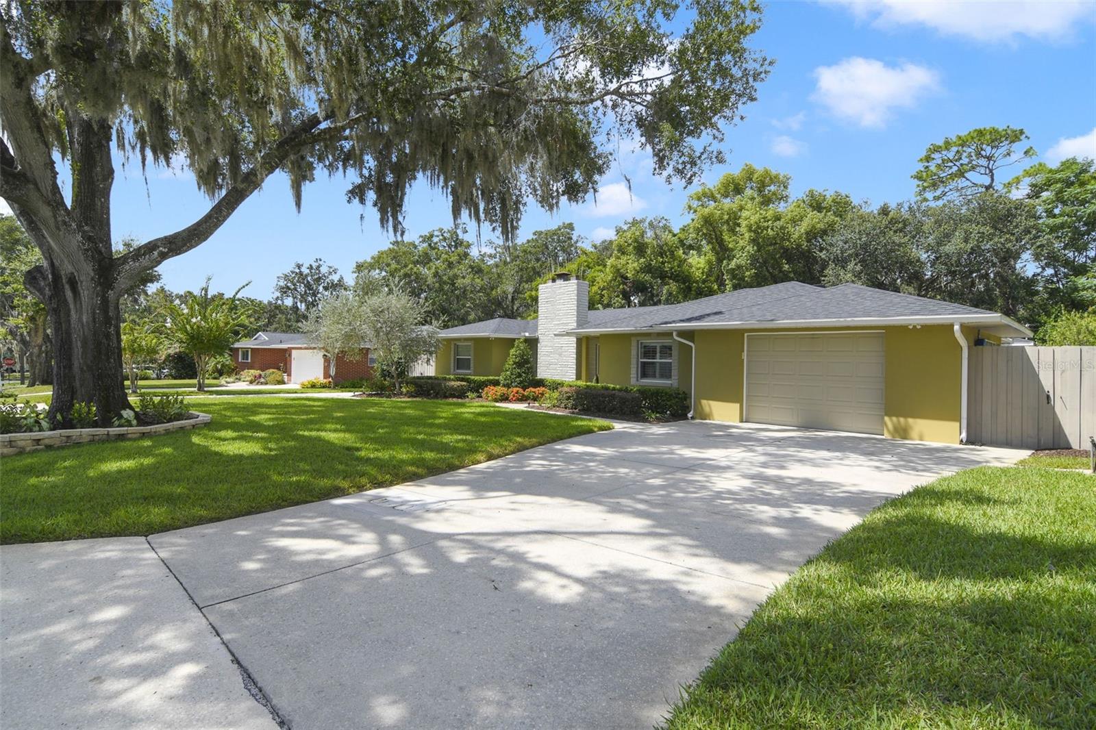 MOUNT DORA PINE CREST UNREC - Residential