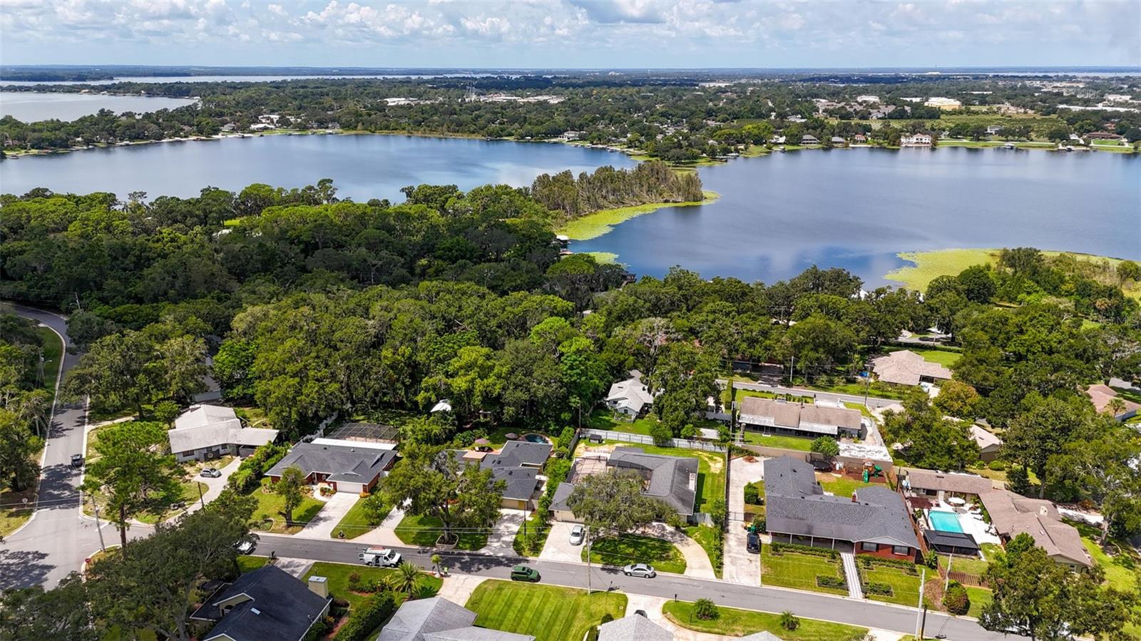 MOUNT DORA PINE CREST UNREC - Residential