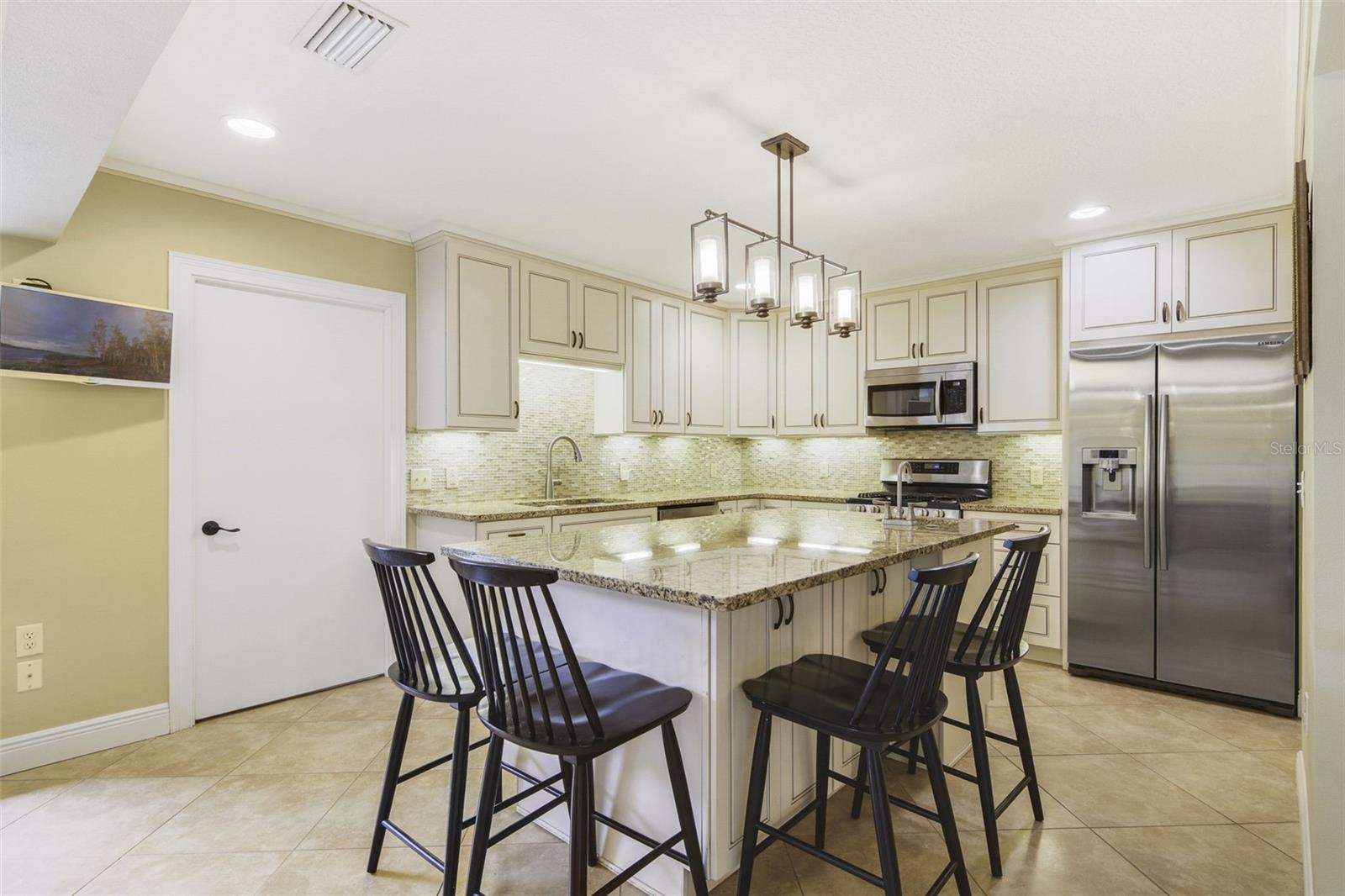 MOUNT DORA PINE CREST UNREC - Residential