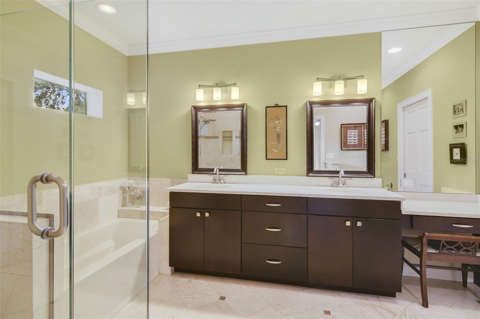 MOUNT DORA PINE CREST UNREC - Residential