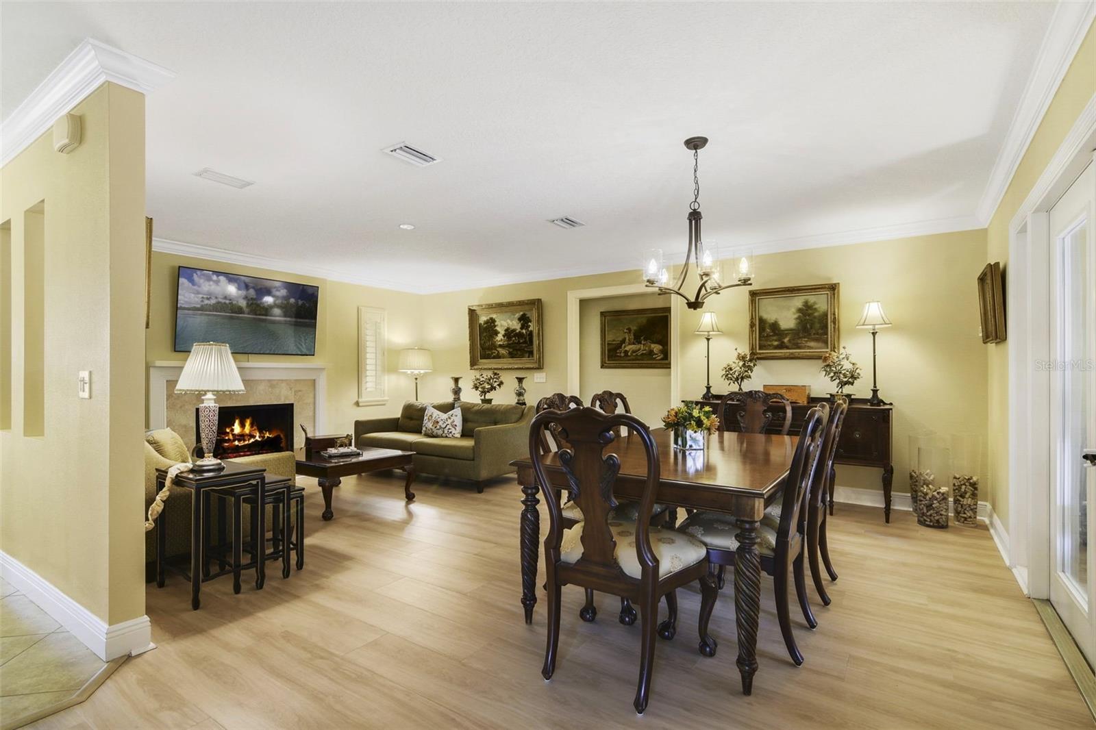 MOUNT DORA PINE CREST UNREC - Residential