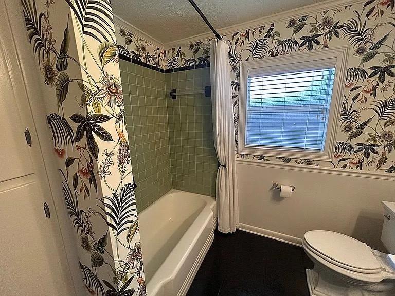 MOUNT DORA PINE CREST UNREC - Residential