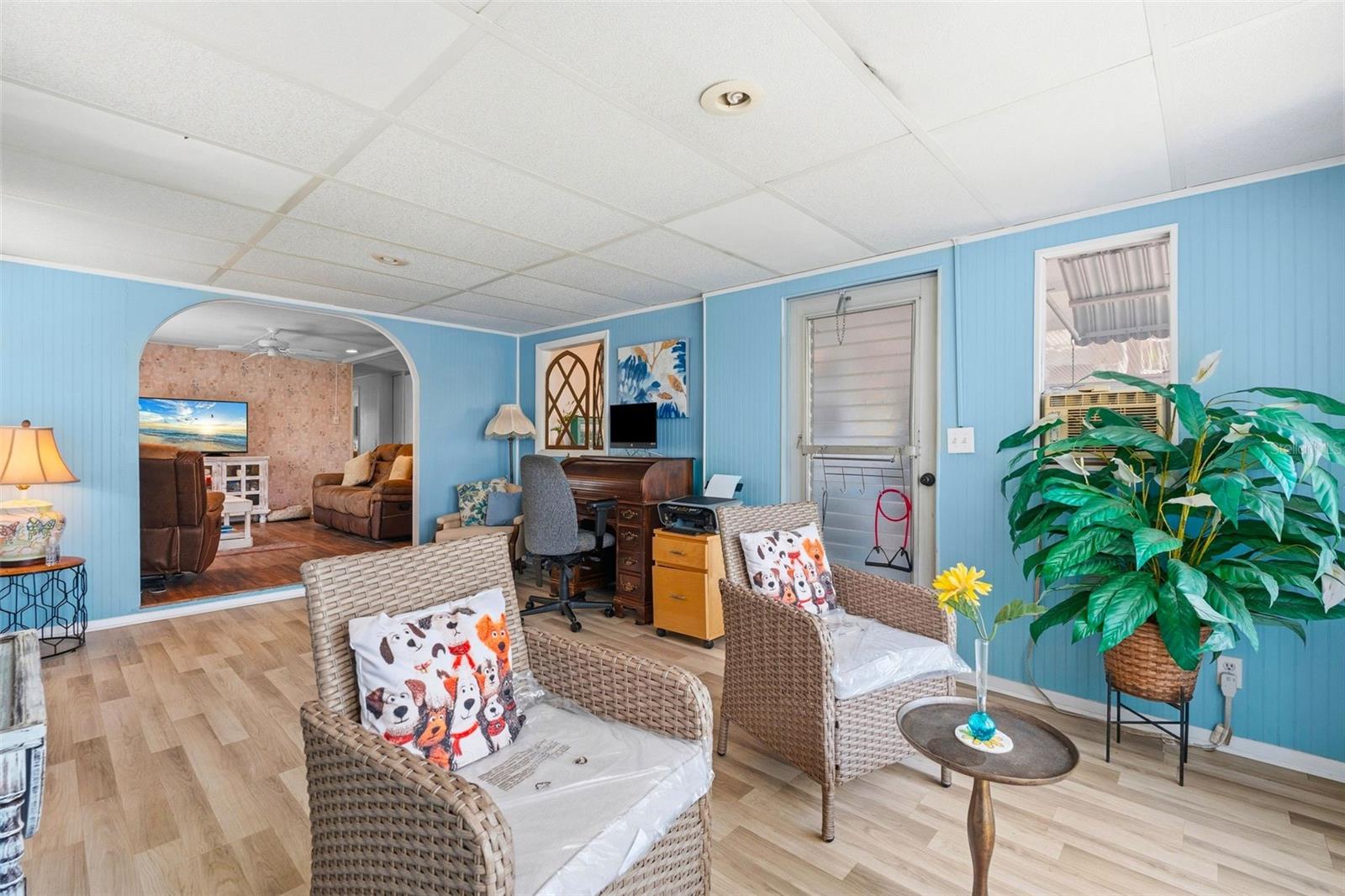 VENICE ISLE - Residential