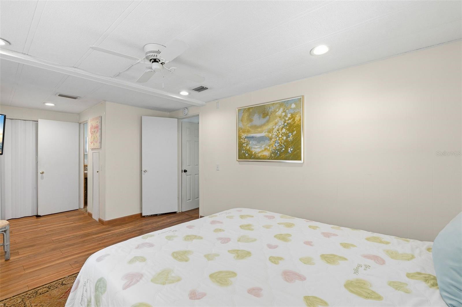 VENICE ISLE - Residential