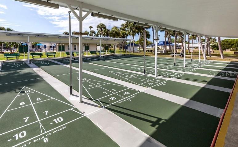 VENICE ISLE - Residential