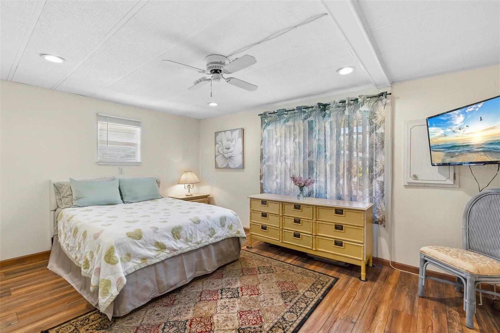 VENICE ISLE - Residential