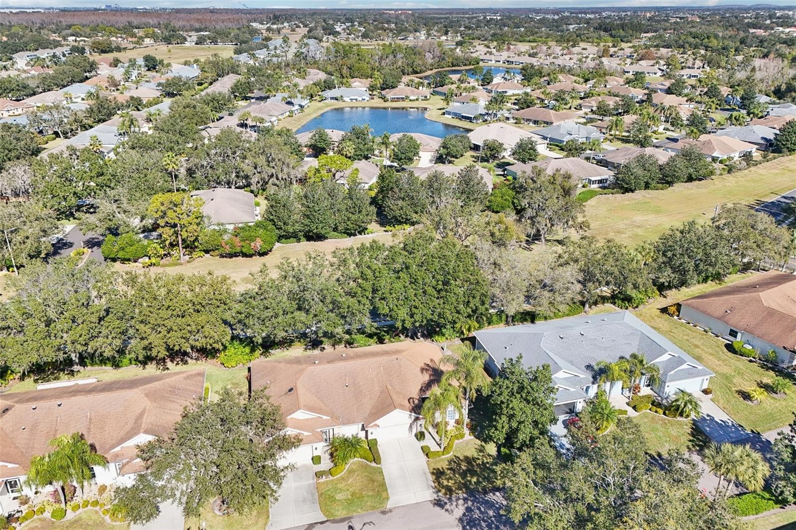 OXFORD II CONDO - Residential