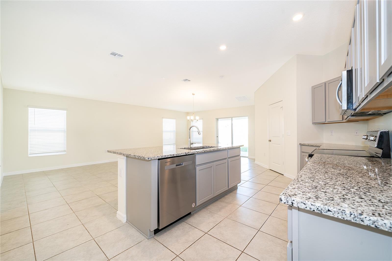 BELLAVIVA PH 1 - Residential Lease