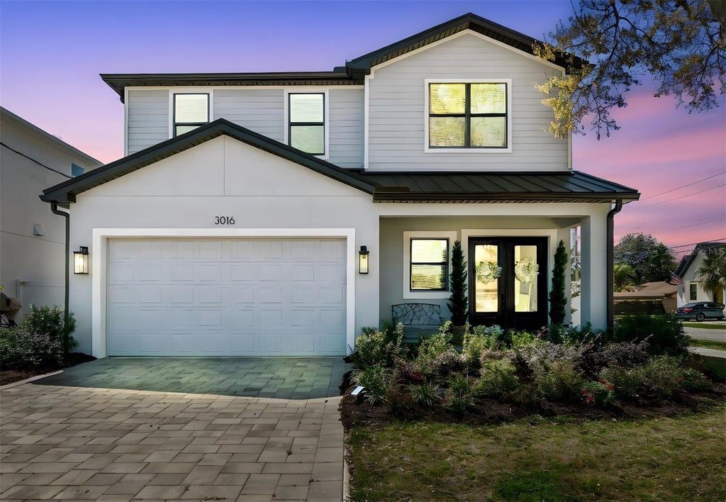 Photo of 3016 W Ballast Point Boulevard, Tampa, FL 33611 (MLS # TB8558648)