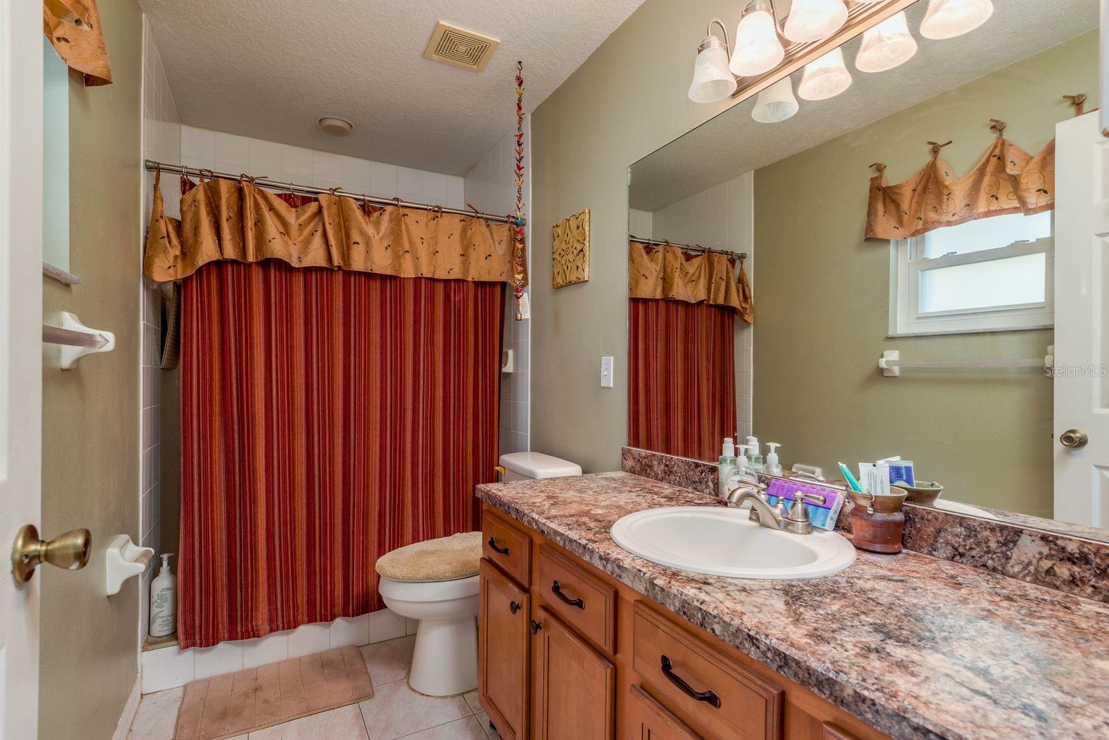 LAKES UNIT 2 PH 4 - Residential