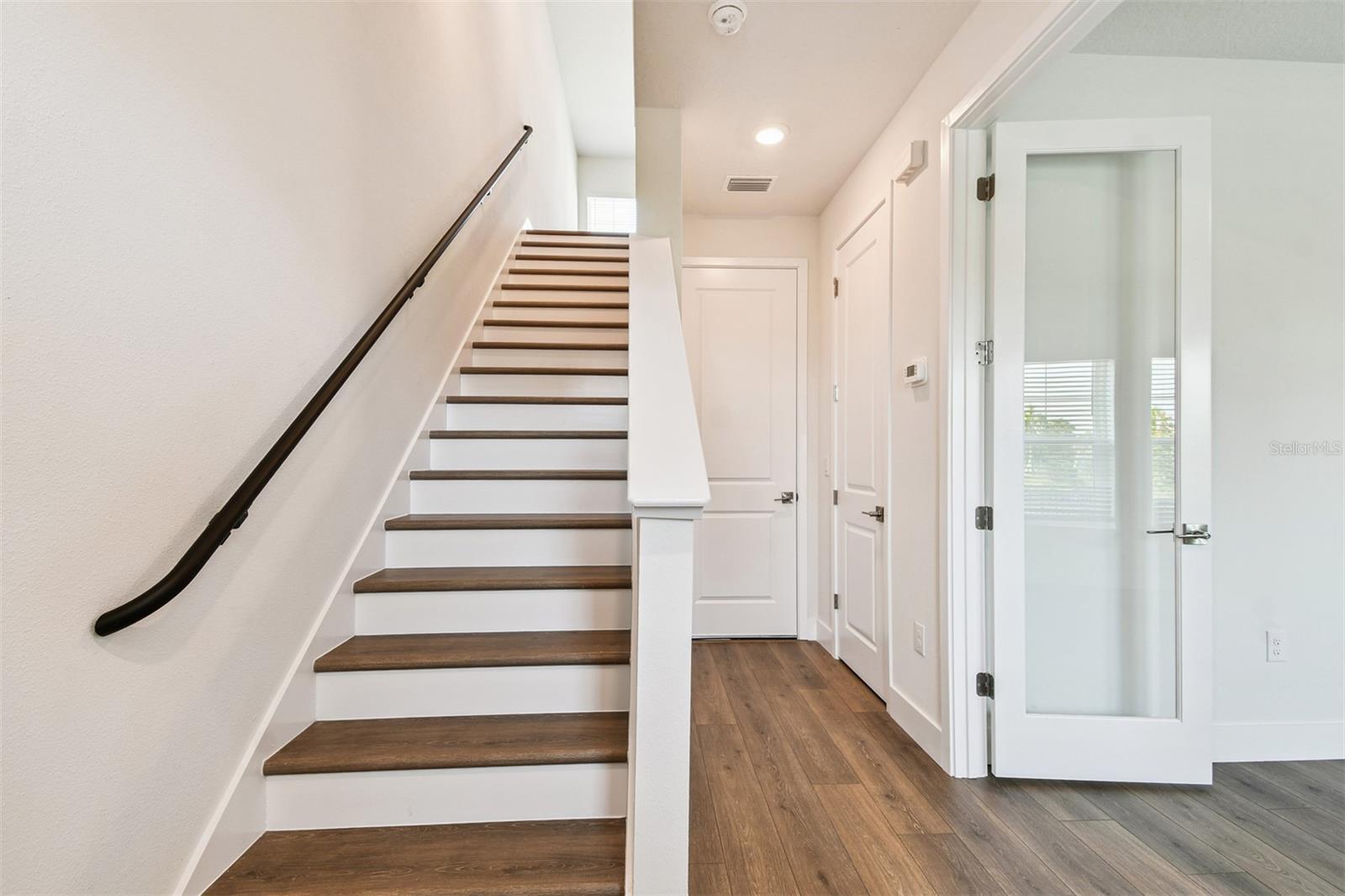 EMERALD LANDING AT WATERSIDE - Residential
