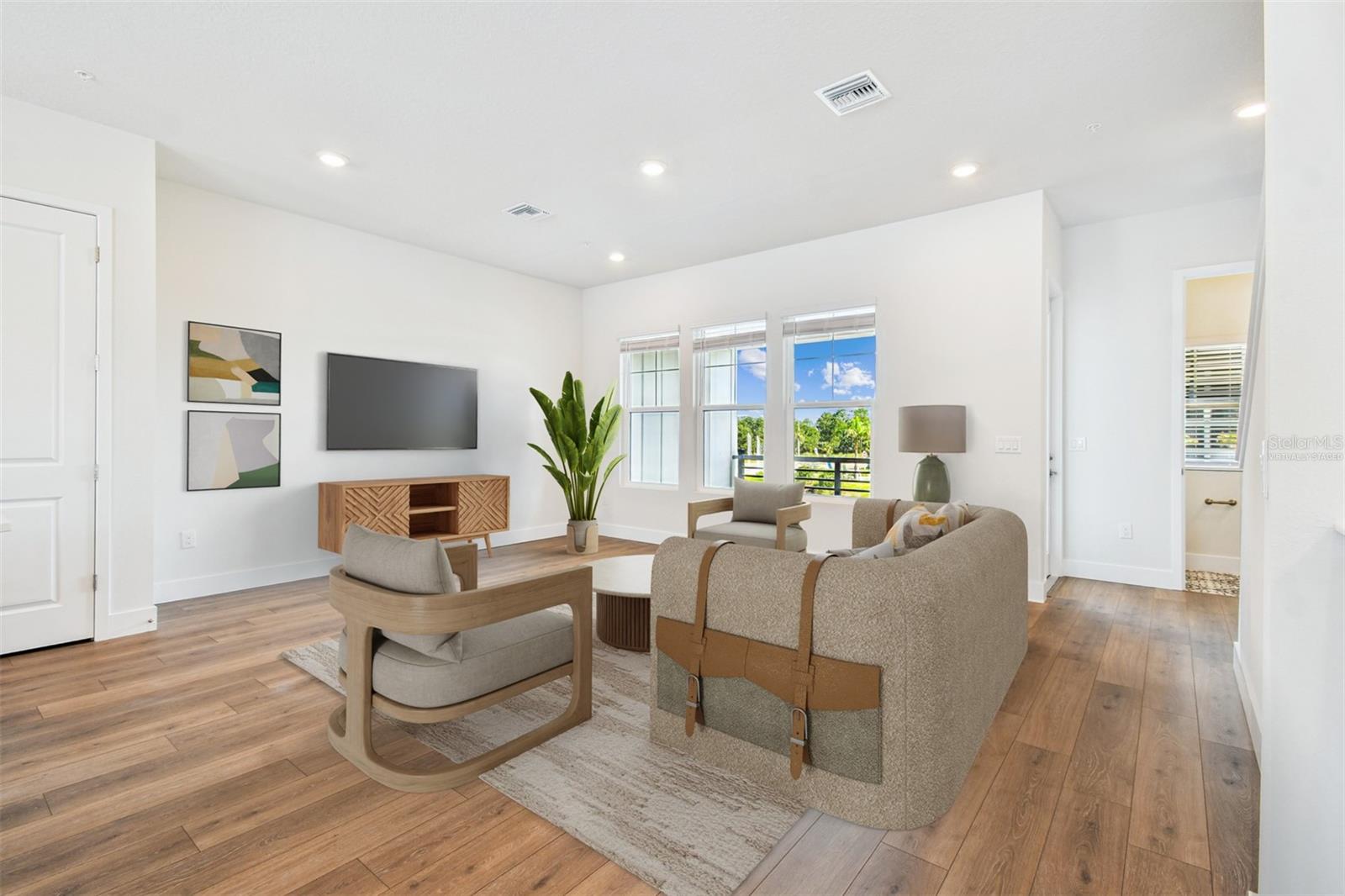 EMERALD LANDING AT WATERSIDE - Residential