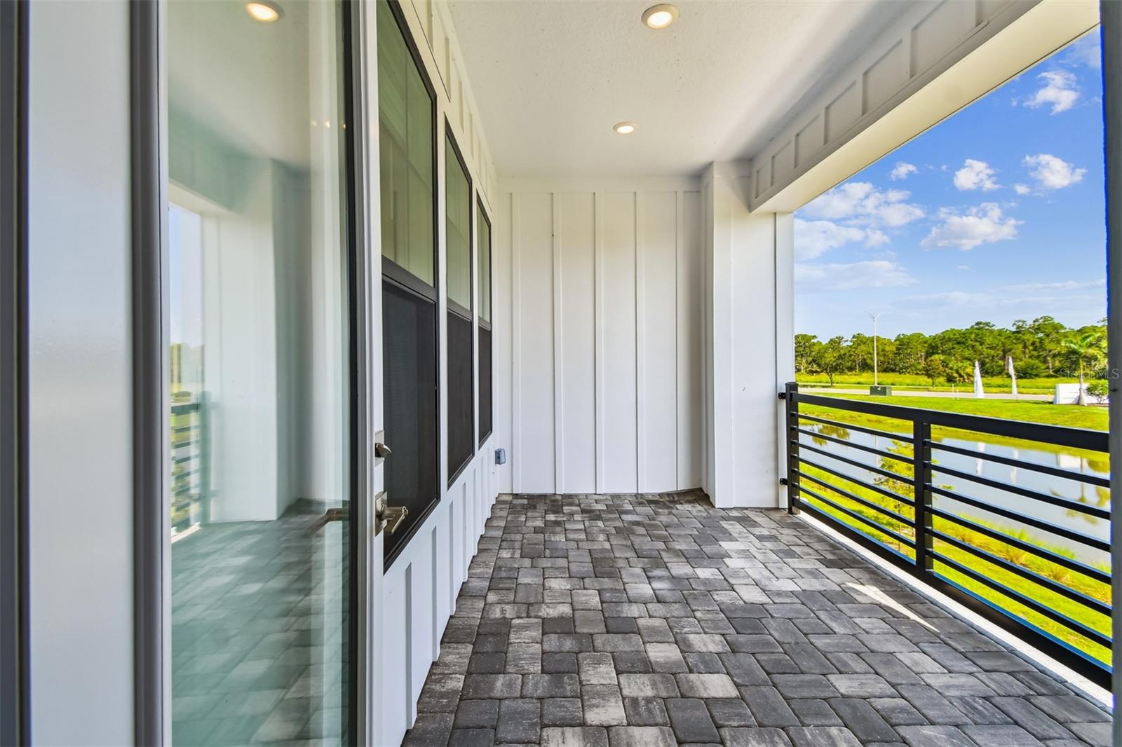 EMERALD LANDING AT WATERSIDE - Residential
