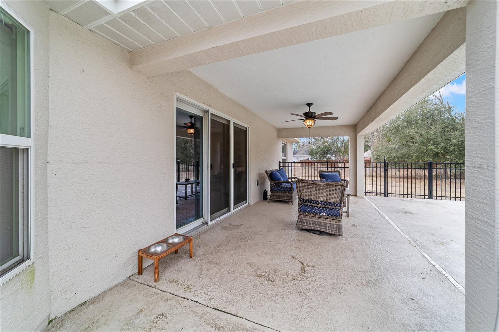 SMITH LAKE ESTATE - Residential