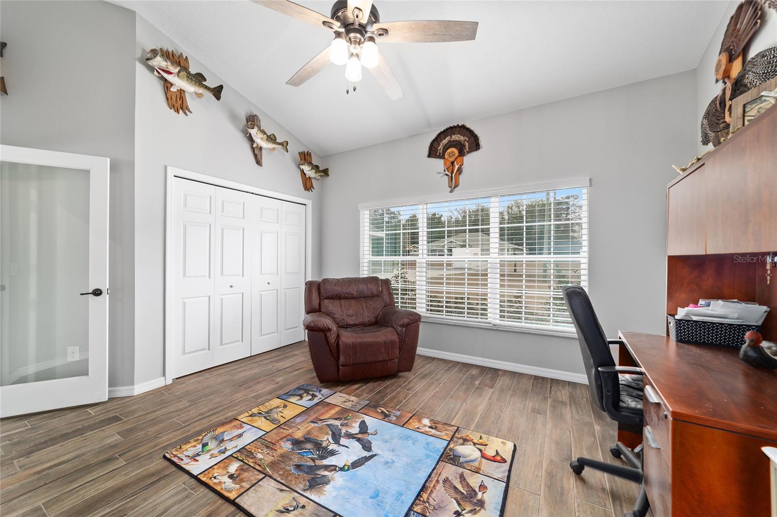 SMITH LAKE ESTATE - Residential