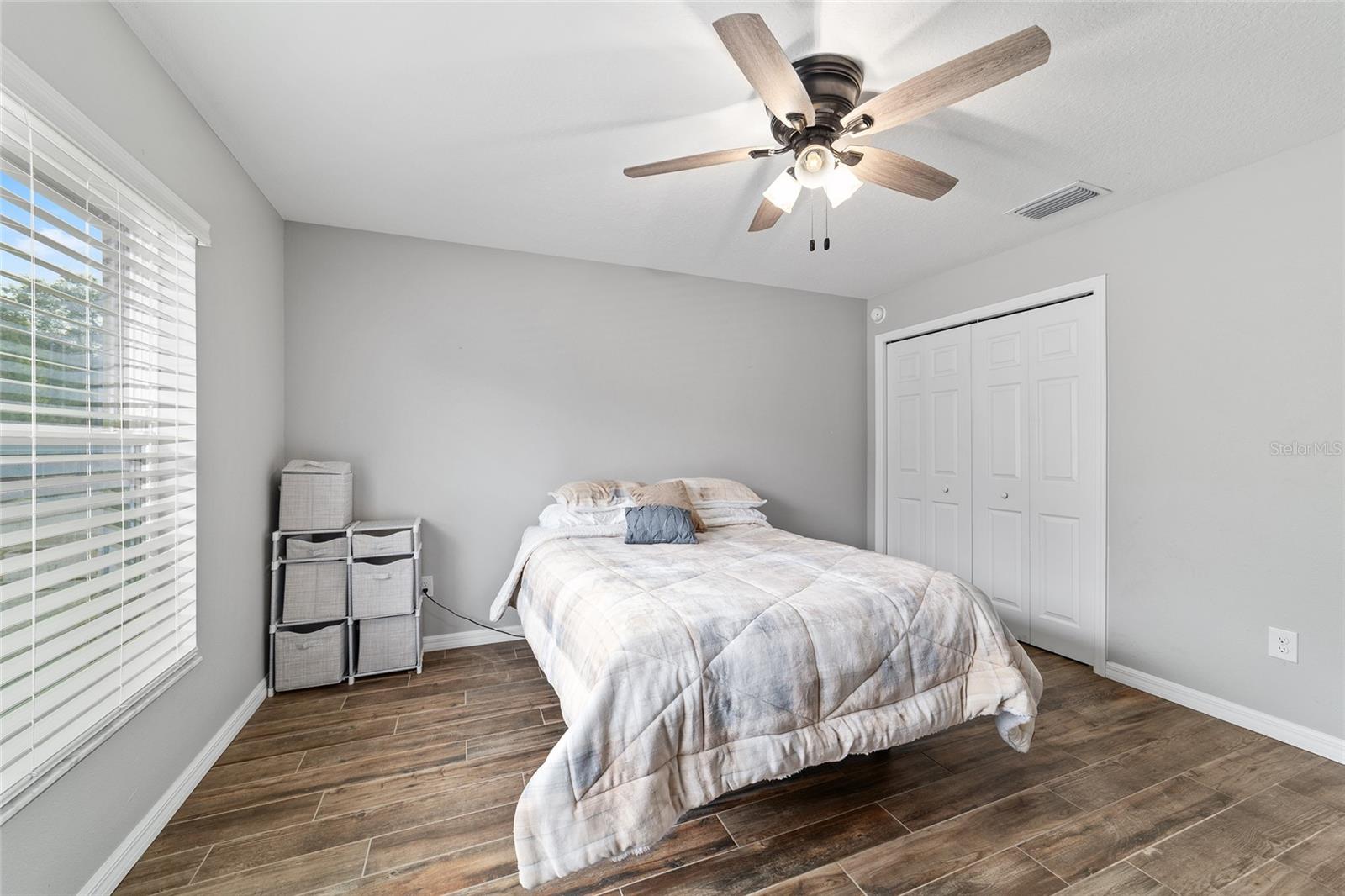 SMITH LAKE ESTATE - Residential