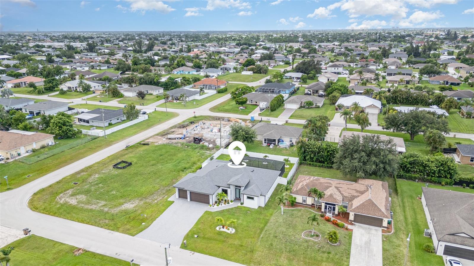 CAPE CORAL - Residential