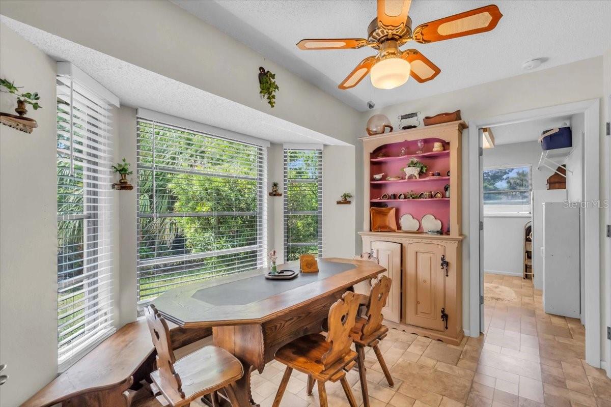 SOUTH VENICE - Residential Lease