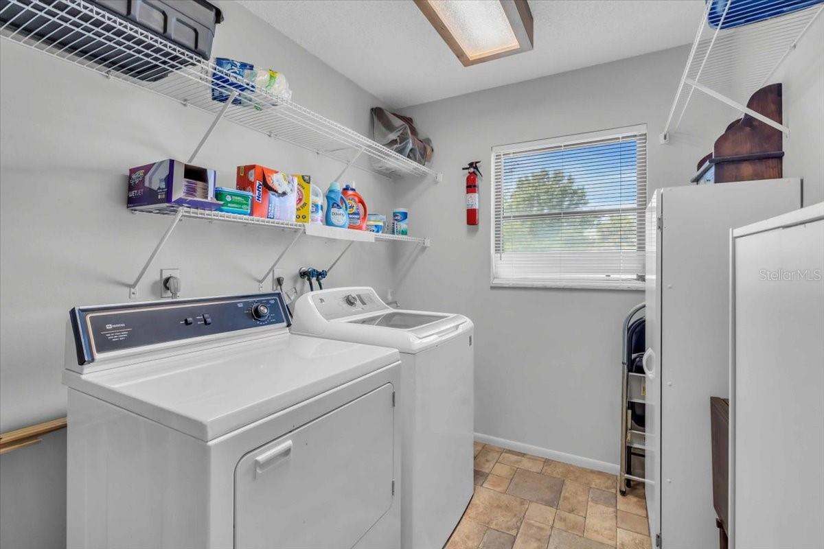 SOUTH VENICE - Residential Lease