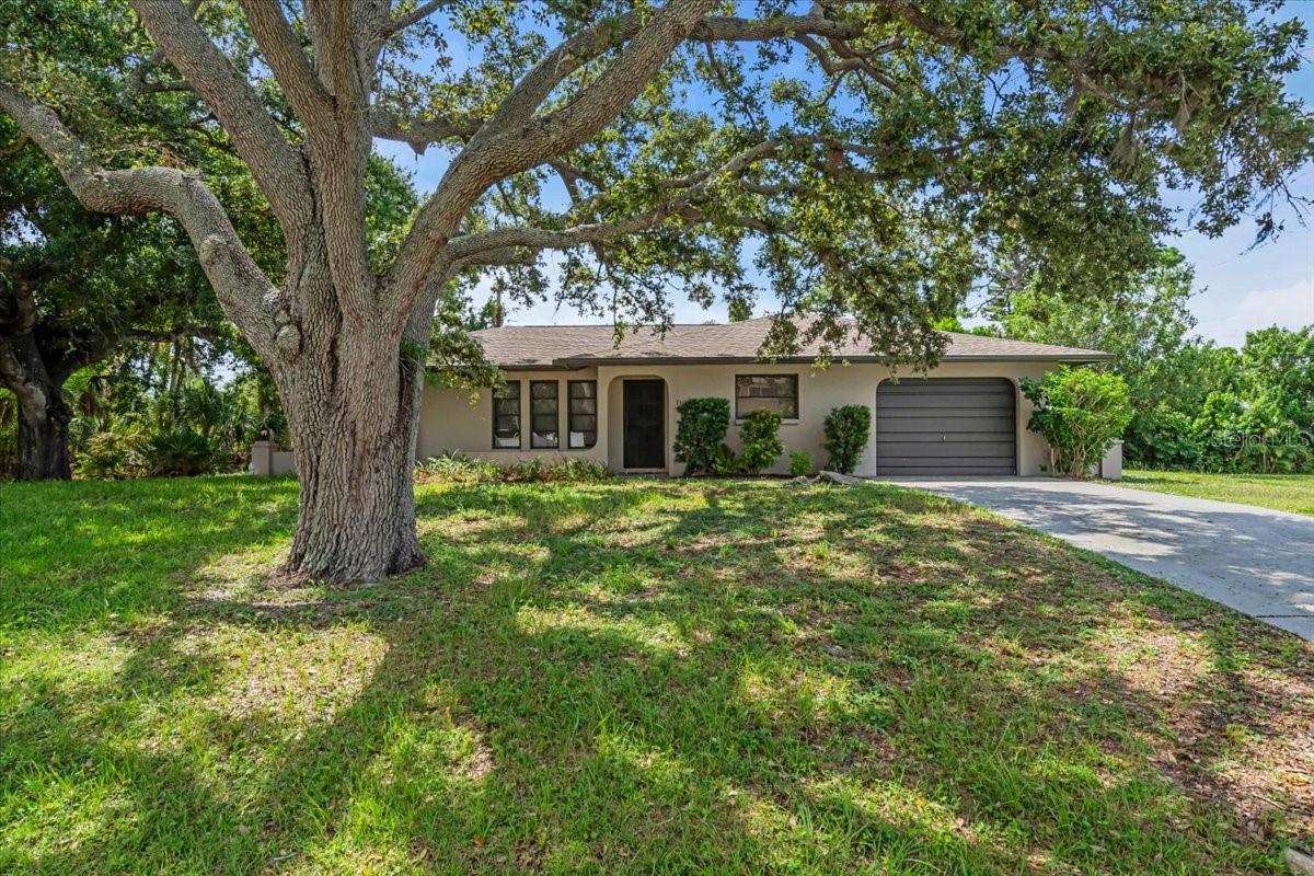 Charming Seasonal Retreat in Venice, Florida – Available December –April
Escape to the Gulf Coast and enjoy the perfect winter retreat at 331 Burke Road in beautiful Venice, Florida. This fully furnished seasonal vacation rental offers comfort, style, and convenience — all just minutes from Venice Beach, historic downtown, and the area’s renowned dining, shopping, and golf courses.
Featuring a bright and open living area, and a fully equipped kitchen, this home is designed for both relaxation and entertaining. Enjoy your morning coffee on the screened lanai, spend afternoons exploring nearby beaches, and unwind in the spacious backyard under the warm Florida sunshine.
Rental Details:
$3,750/month
Available December 2025 through April 2026
Fully furnished & turnkey ready
Utilities, internet, and lawn care included
Sorry, no smoking permitted
Whether you’re seeking a peaceful seasonal getaway or a convenient home base to explore Southwest Florida, 331 Burke Road delivers the perfect balance of coastal charm