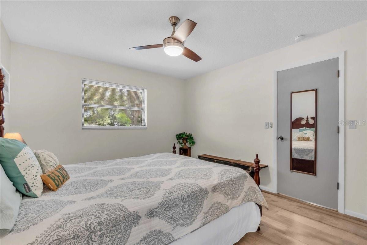 SOUTH VENICE - Residential Lease