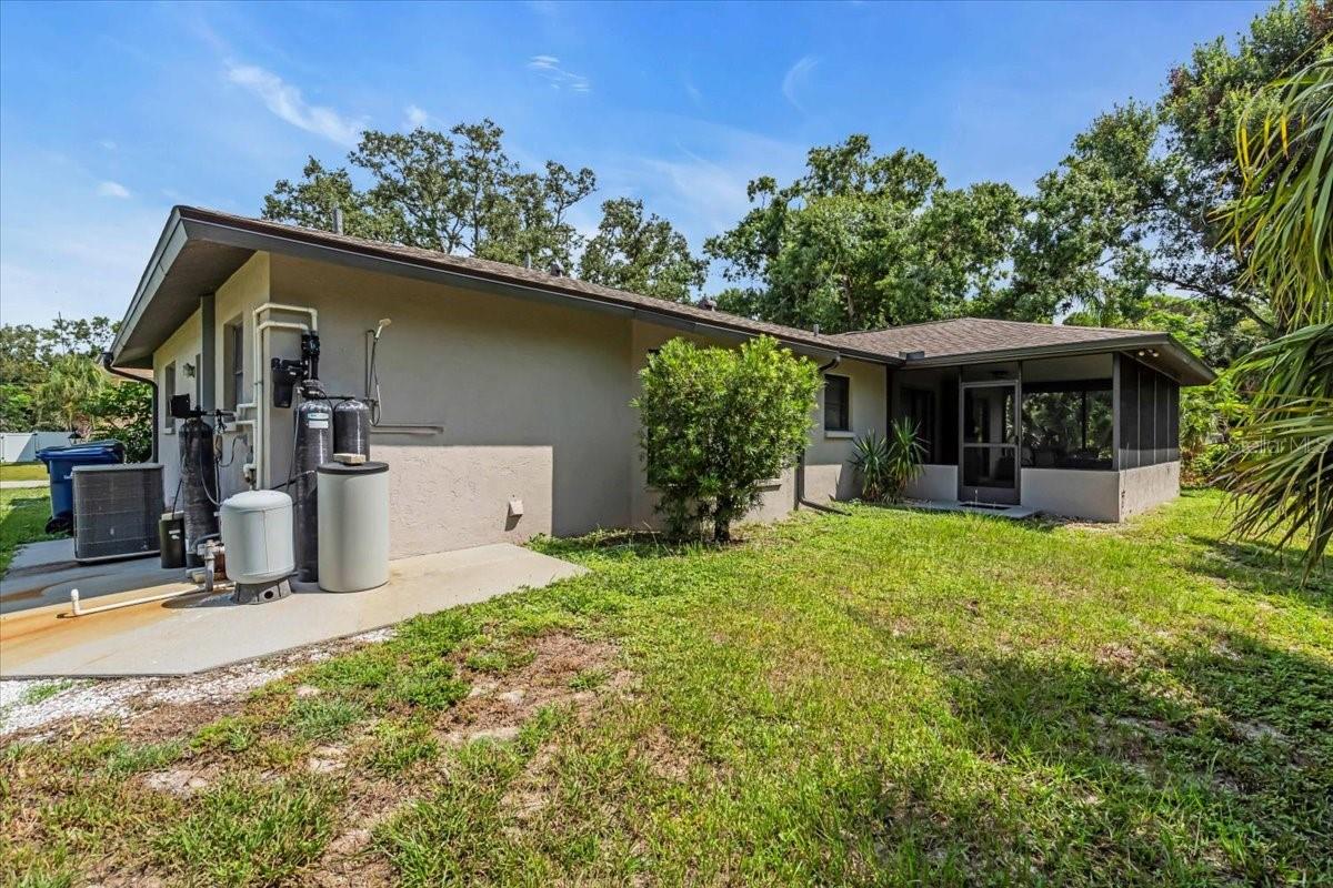 SOUTH VENICE - Residential Lease