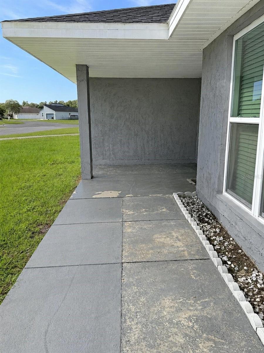 13604 SW 40TH CIRCLE