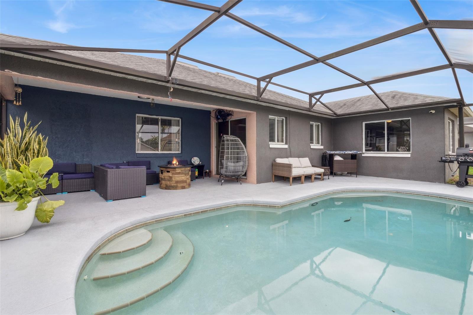 HILLCREST HOMES OF LAKE DAVENPORT PH 1 - Residential