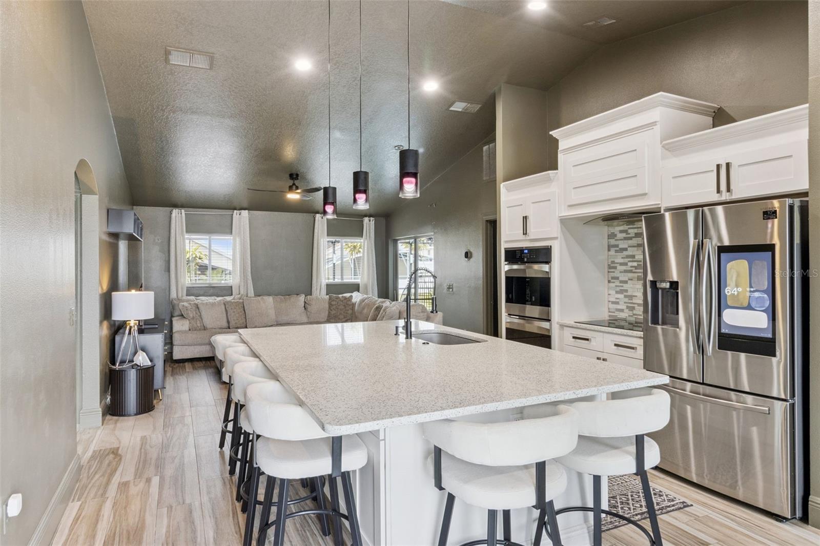 HILLCREST HOMES OF LAKE DAVENPORT PH 1 - Residential