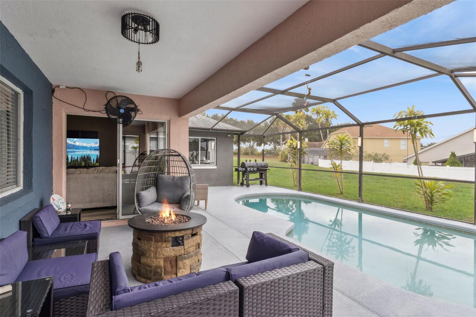 HILLCREST HOMES OF LAKE DAVENPORT PH 1 - Residential