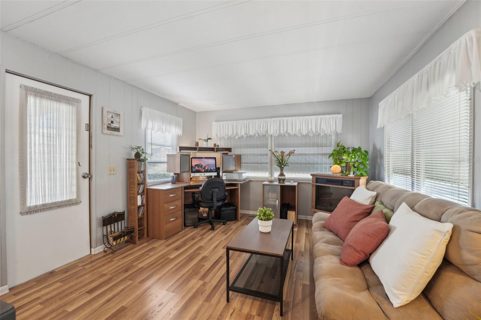 ALCOVE MOBILE HOME COMMUNITY UNREC - Residential