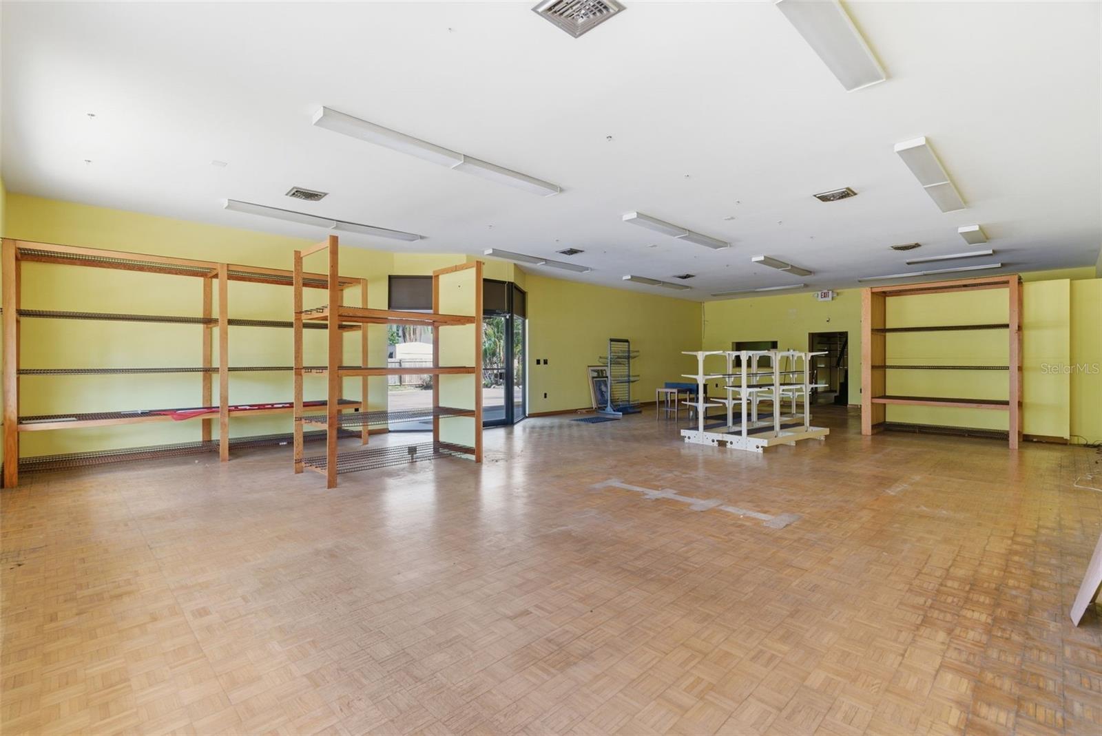 PALMA CEIA PARK - Commercial Sale