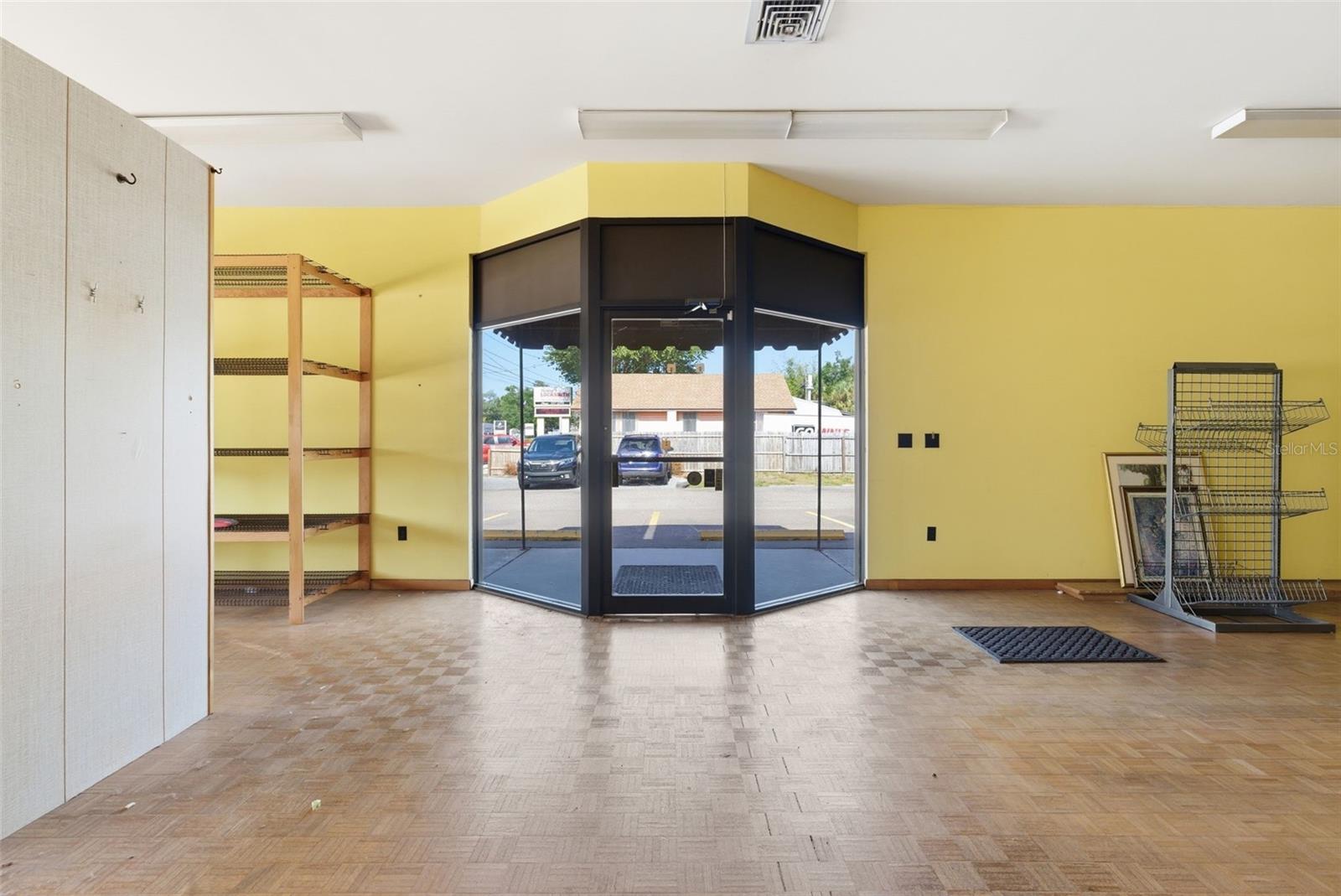 PALMA CEIA PARK - Commercial Sale