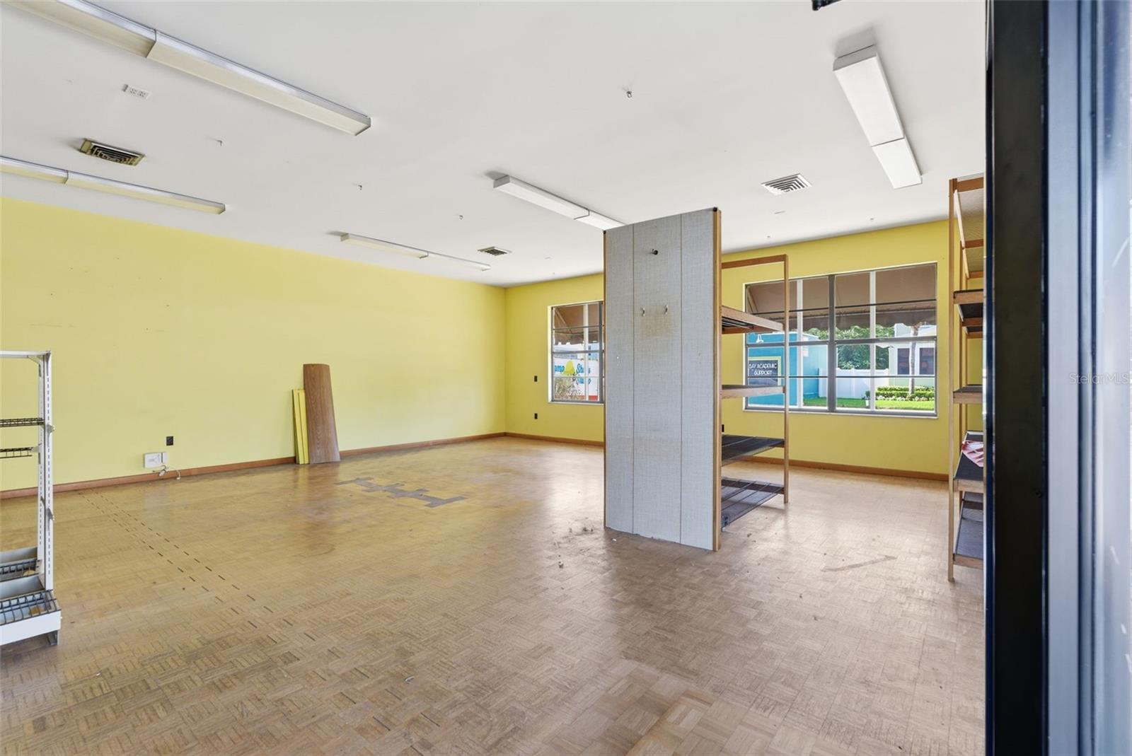 PALMA CEIA PARK - Commercial Sale