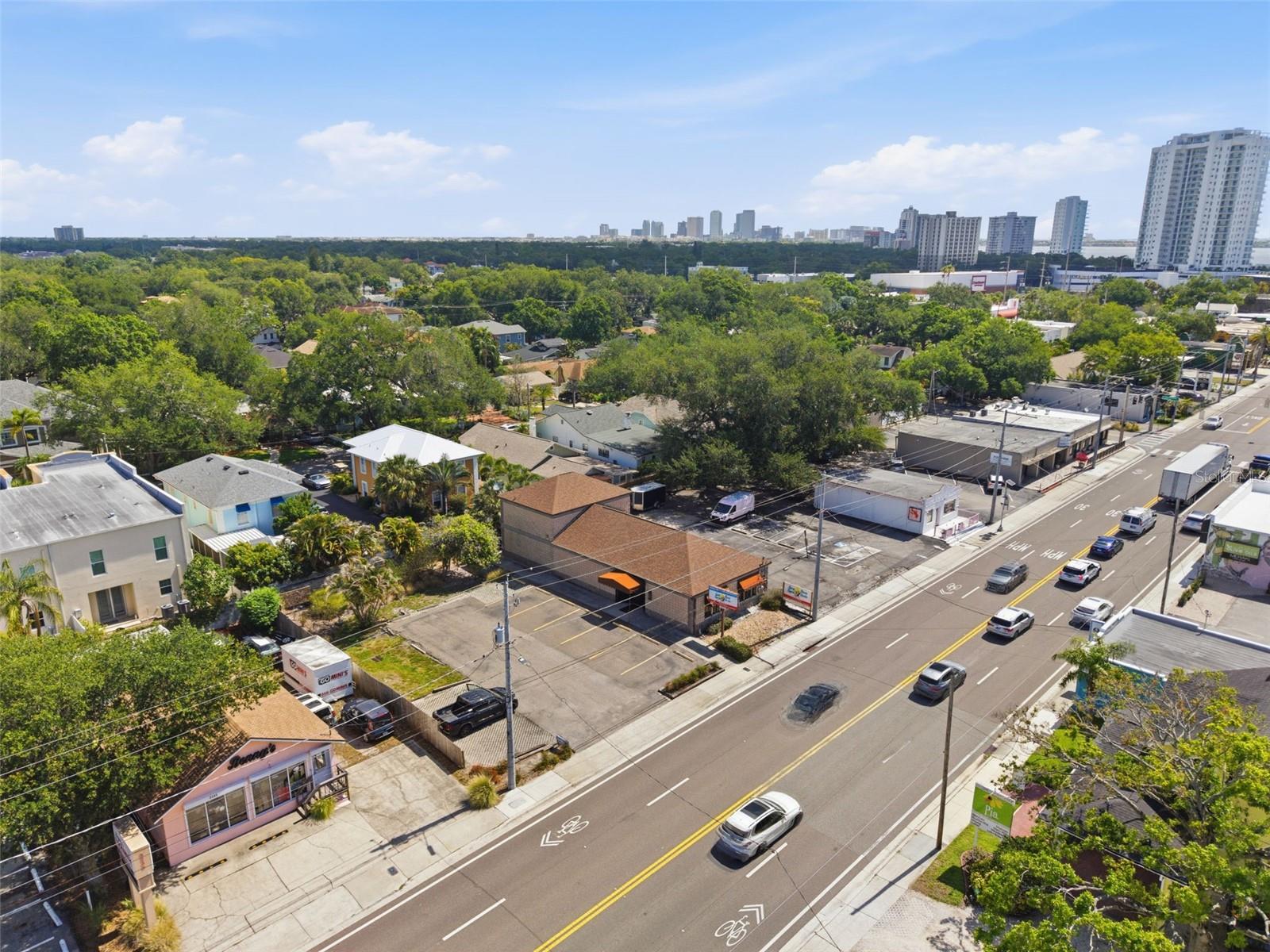 PALMA CEIA PARK - Commercial Sale