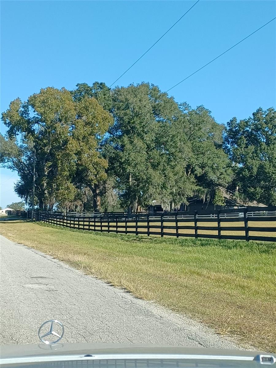 ROLLING HILLS UN 01 - Land