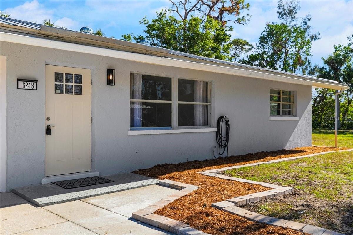 6243 CARLTON AVENUE, SARASOTA, FL, 34231 2 6243 CARLTON AVENUE