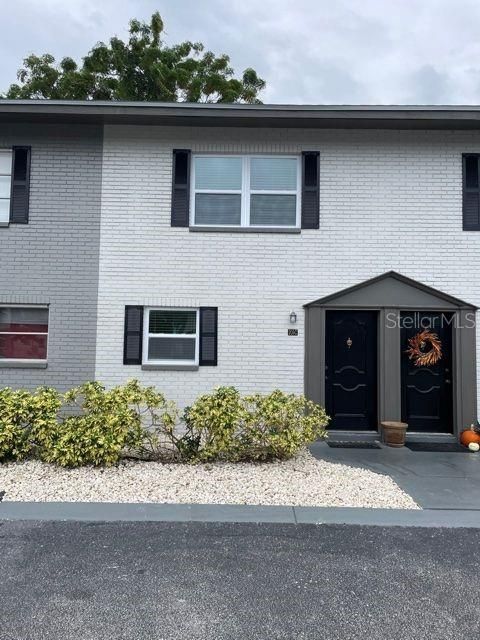 675 INDIAN ROCKS ROAD N 211C BELLEAIR BLUFFS FL 33770