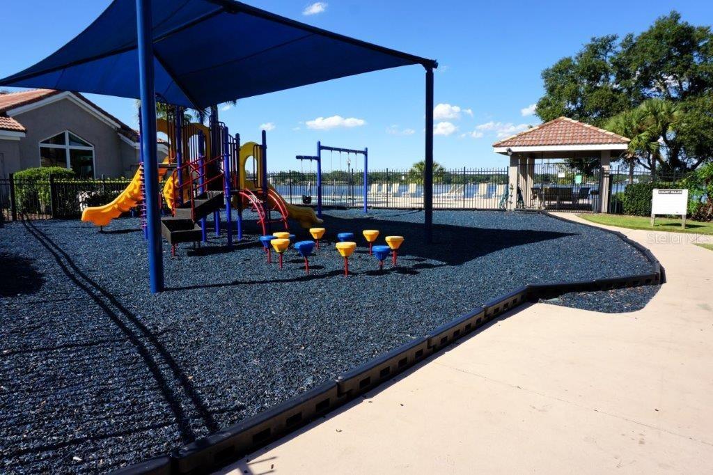 ORANGE TREE COUNTRY CLUB - Residential