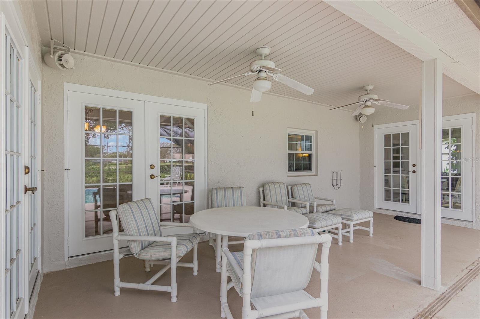 ORANGE TREE COUNTRY CLUB - Residential